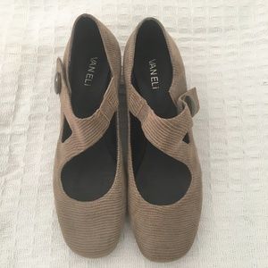 Vaneli Taupe Mary Jane Wedge Heels Size 7.5W